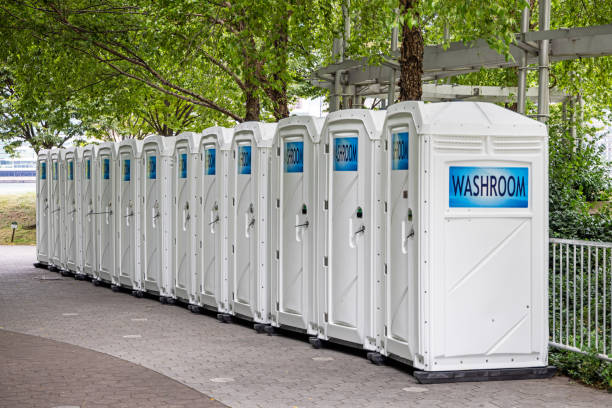 Best Portable toilet rental cost  in Brookings, OR
